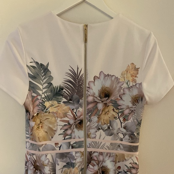 Ted Baker London Haylinn Woodland Jersey Skater Dress Floral Pink White Size S - Picture 11 of 12